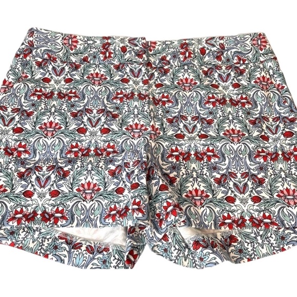 LOFT Pants - 🌺LOFT Beautiful Vibrant Tulip Floral Print Rivera Shorts in Red/Blue/White Sz 4🌺